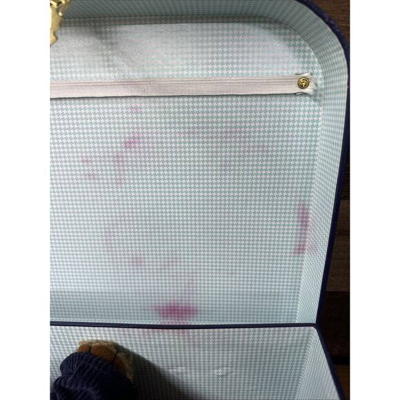 2000 Mervyn’s Boy Bear Includes 3 Outfits & Case In Box - Picture 6 of 8